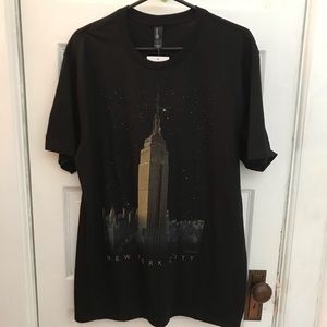 Men’s Empire State Building t shirt